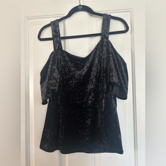 Sanctuary Black Velvet Cold Shoulder Top - Picture 2 of 8